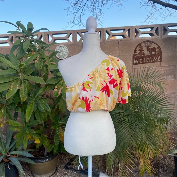 Shein Floral Tropical Cold One Shoulder Crop Top - Picture 4 of 5